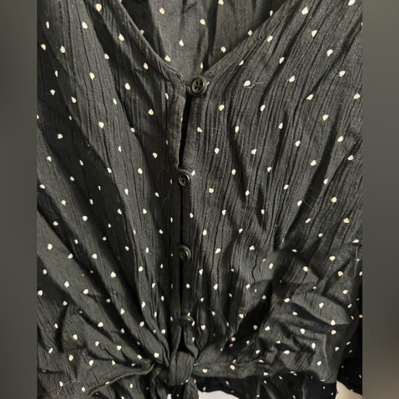 Black and white polka dot Billabong Beachy Blouse - Picture 4 of 7